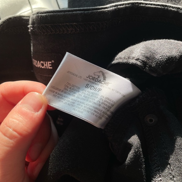 High Rise, Black Cropped Jeans by Jordache (worn only a couple times) - Picture 6 of 6